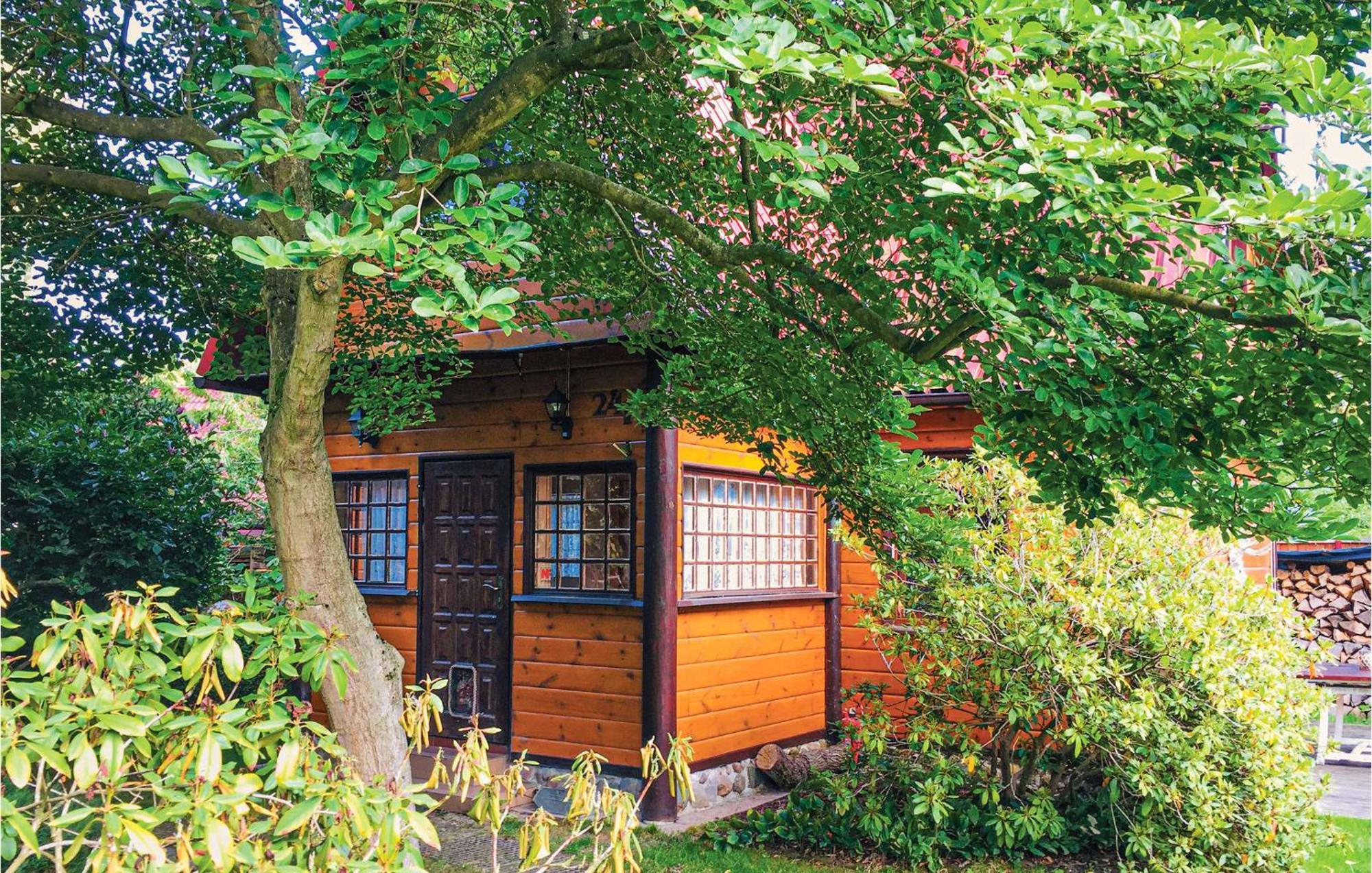 3 Bedroom Lovely Home In Nowe Warpno Extérieur photo
